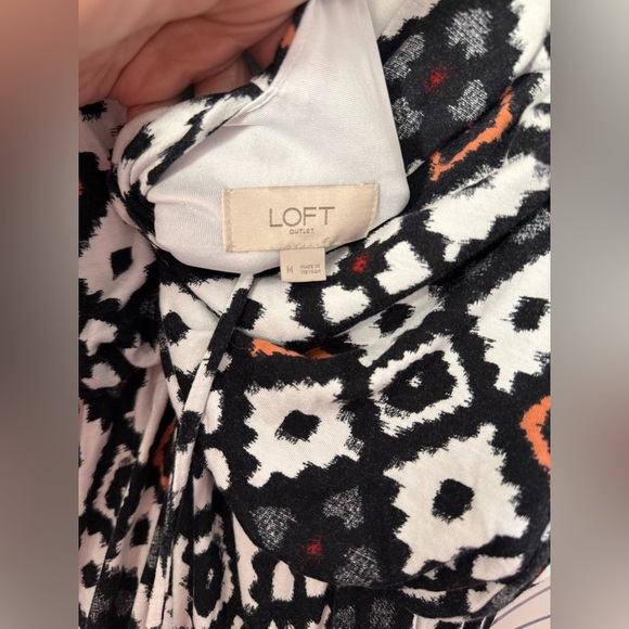 LOFT Black and White Aztec print knit dress size medium - Picture 6 of 6